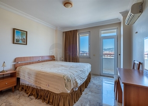 Двухкомнатная квартира с удобной планировкой в районе Махмутлар