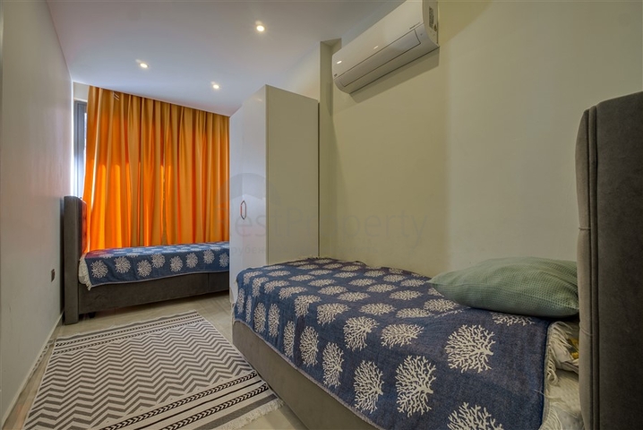 Трёхкомнатная квартира 2+1 в жилом комплексе в районе Махмутлар