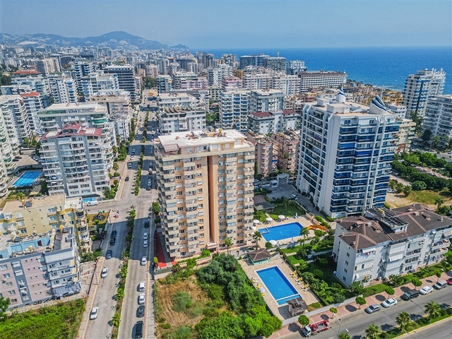 Трёхкомнатная квартира 2+1 с развитой инфраструктурой в районе Махмутлар