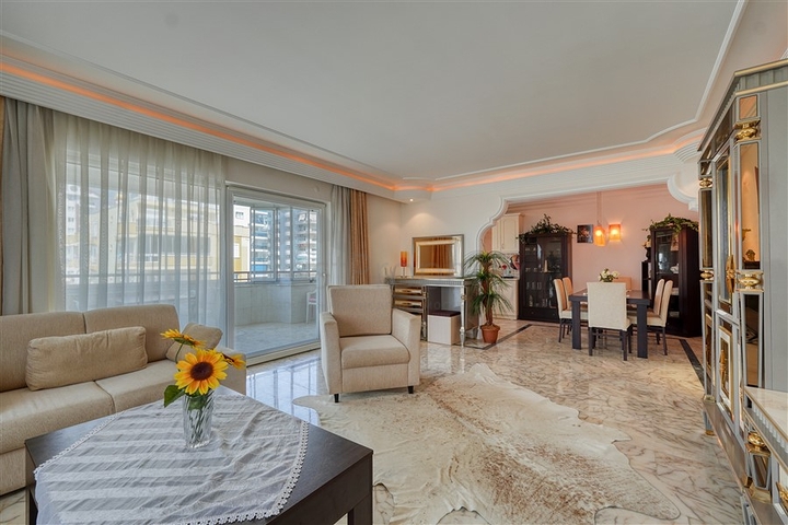 Трёхкомнатная квартира 2+1 с развитой инфраструктурой в районе Махмутлар