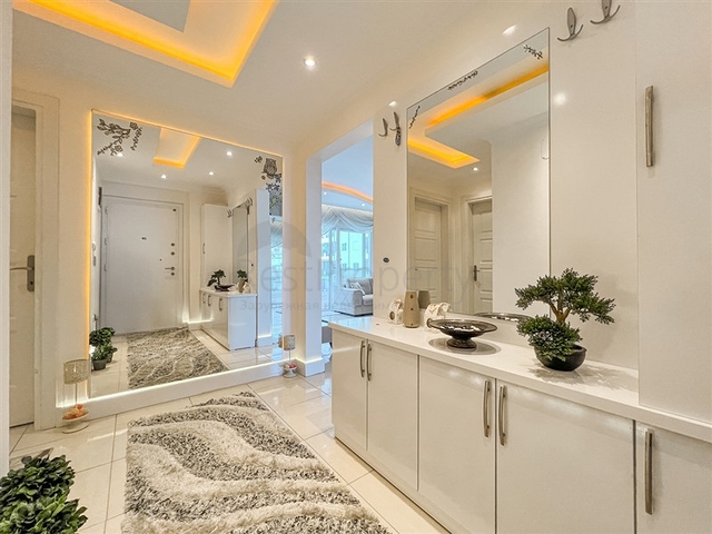 Трёхкомнатная квартира 2+1 с тёплыми полами и развитой инфраструктурой в районе Махмутлар