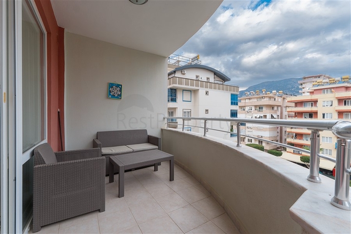 Трёхкомнатная квартира 2+1 с мебелью в центре района Махмутлар