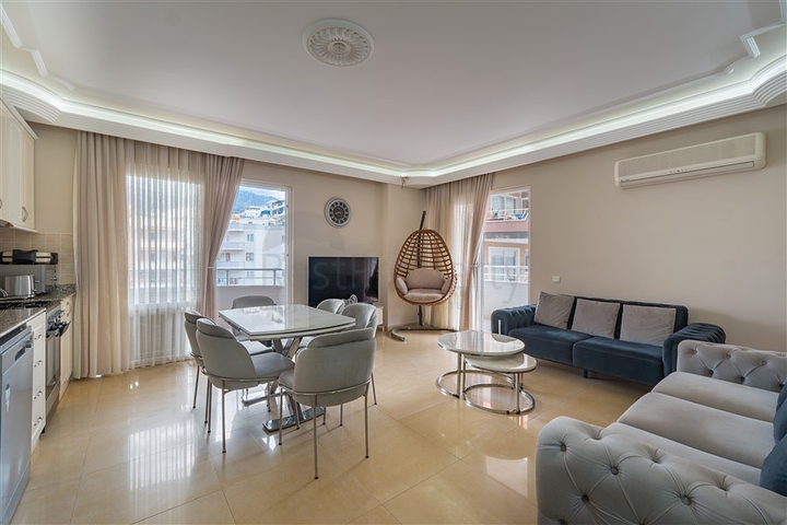 Трёхкомнатная квартира 2+1 с мебелью в центре района Махмутлар