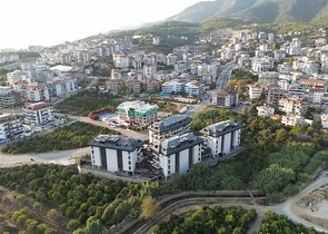 Четырёхкомнатный пентхаус 3+1 с террасой в районе Оба