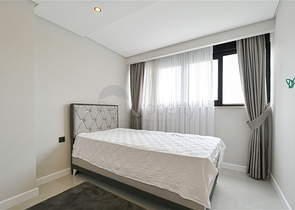 Четырёхкомнатный пентхаус 3+1 с террасой в районе Оба