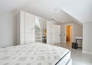 Четырёхкомнатный пентхаус 3+1 с террасой в районе Оба