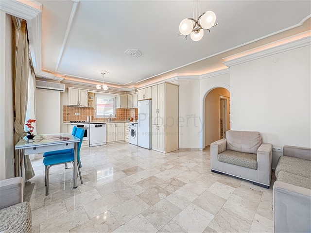 Трёхкомнатная квартира 2+1 с мебелью и развитой инфраструктурой в районе Махмутлар