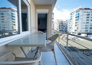 Двухкомнатная квартира 1+1 с мебелью и балконом в районе Махмутлар