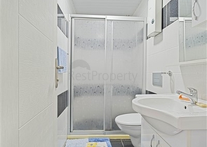 Двухкомнатная квартира 1+1 с мебелью и балконом в районе Махмутлар