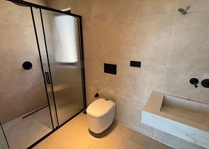 Современная отдельная вилла 4+1 с большим участком в Фетхие