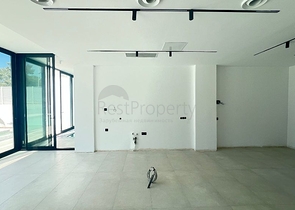 Современная отдельная вилла 4+1 с большим участком в Фетхие