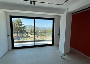 Современная отдельная вилла 4+1 с большим участком в Фетхие