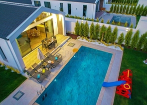 Отдельная вилла 3+1 с видом на природу в районе — Фетхие