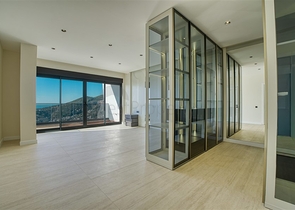 Шестикомнатная вилла 4+2 с частным бассейном в центре Аланьи