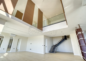 Шестикомнатная вилла 4+2 с частным бассейном в центре Аланьи