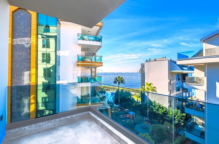 Трёхкомнатная квартира 2+1 рядом с побережьем в районе Каргыджак