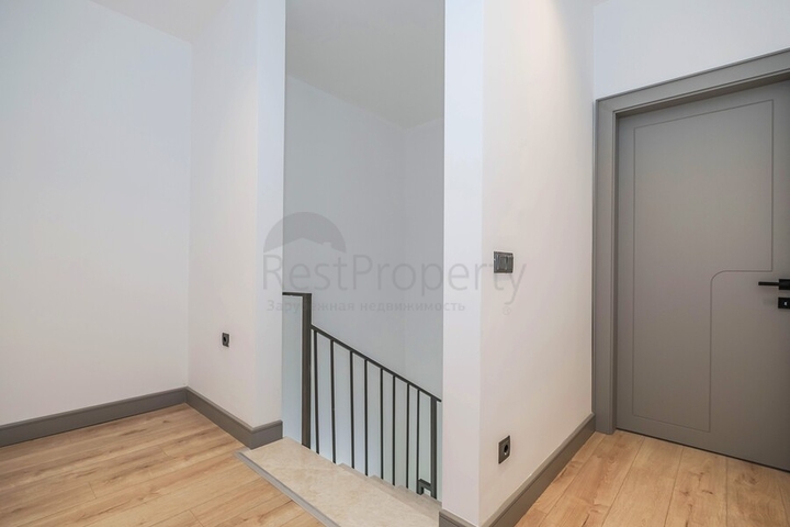 Пентхаус 2+1 с террасой в районе Кестель