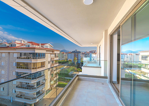 Пентхаус 2+1 с террасой в районе Кестель