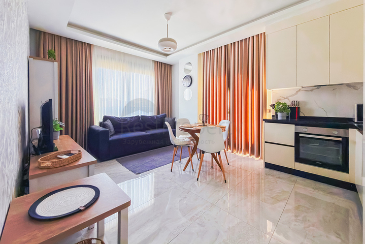 Современная трёхкомнатная квартира 2+1 в центре Аланьи