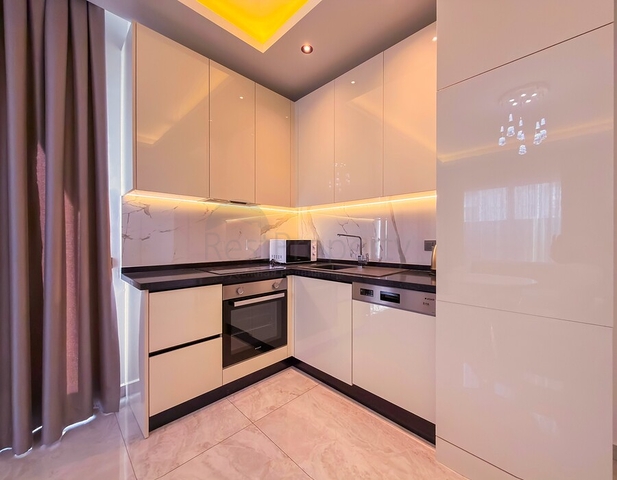 Современная трёхкомнатная квартира 2+1 в центре Аланьи