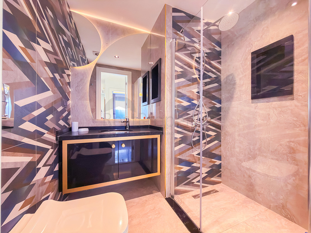 Современная трёхкомнатная квартира 2+1 в центре Аланьи