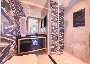 Современная трёхкомнатная квартира 2+1 в центре Аланьи