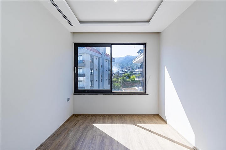 Двухкомнатная квартира 1+1 в современном жилом комплексе района Оба