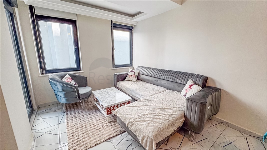 Двухкомнатная квартира 1+1 в центре Аланьи рядом с городской инфраструктурой