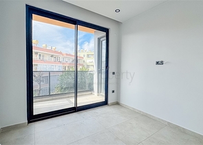 Двухкомнатная квартира 1+1 в центре Аланьи рядом с городской жизнью