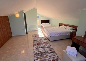 Уютная отдельно стоящая вилла с садом и бассейном в Олюдениз, Фетхие