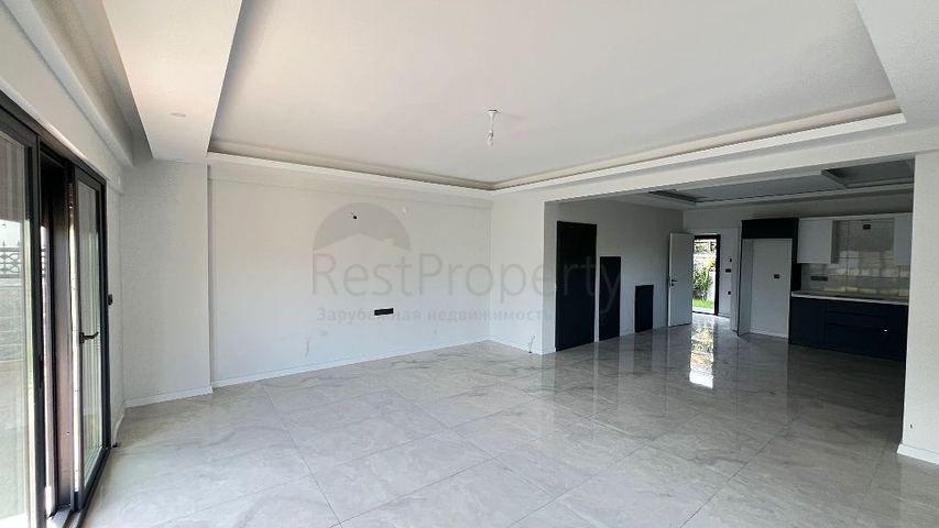 Просторный отдельно стоящий дом с собственным участком в районе Карагедик, Фетхие