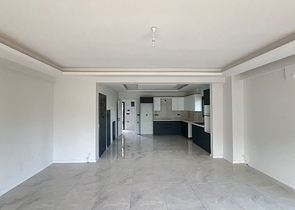 Просторный отдельно стоящий дом с собственным участком в районе Карагедик, Фетхие