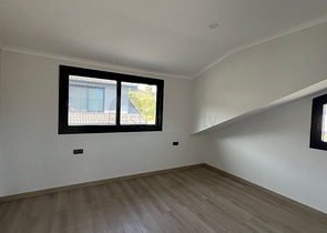 Просторный отдельно стоящий дом с собственным участком в районе Карагедик, Фетхие