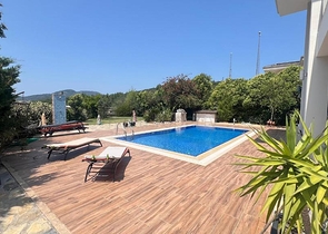 Уютный дом с большим участком в районе Олюдениз, Фетхие