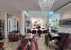 Уютный дом с большим участком в районе Олюдениз, Фетхие