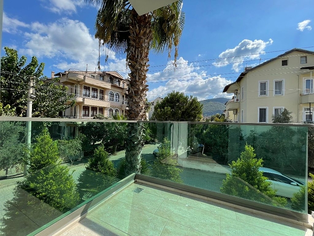 Уникальная коммерческая недвижимость — апарт-отель в центре Фетхие