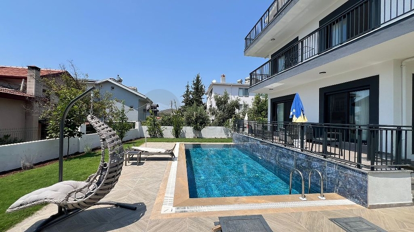 Уютный отдельно стоящий дом с участком в районе Фетхие