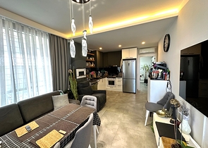 Современная 1+1 квартира в центре района Клеопатра