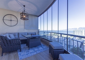 Просторная двухкомнатная квартира с мебелью в районе Каргыджак