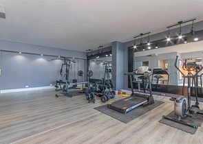 Просторная двухкомнатная квартира с мебелью в районе Каргыджак