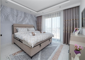 Пентхаус 2+1 с террасой и мебелью в районе Махмутлар