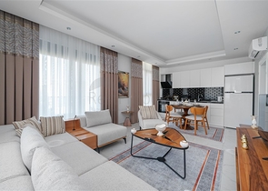 Пентхаус 2+1 с террасой и мебелью в районе Махмутлар