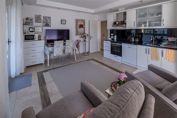 Светлая квартира 2+1 в районе Клеопатра