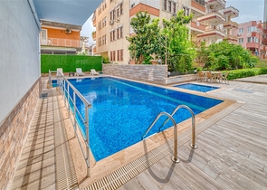 Светлая квартира 2+1 в районе Клеопатра