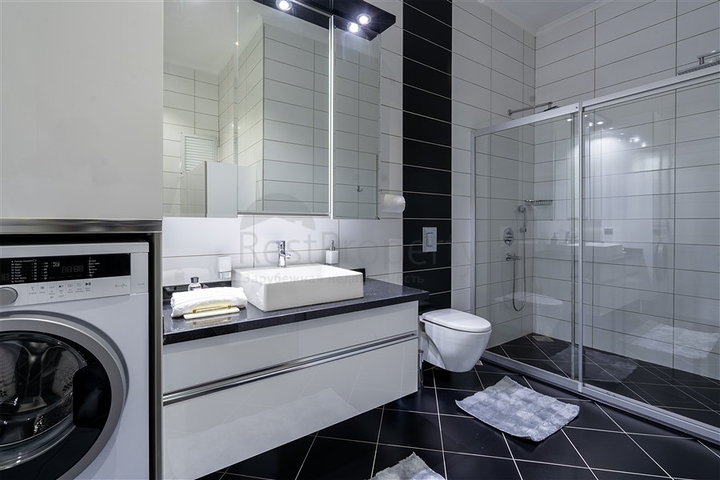 Пентхаус 3+1 с террасой в районе Оба