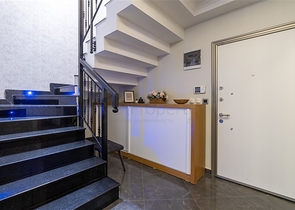 Пентхаус 3+1 с террасой в районе Оба