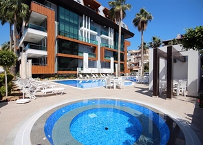 Пентхаус 3+1 с террасой в районе Оба