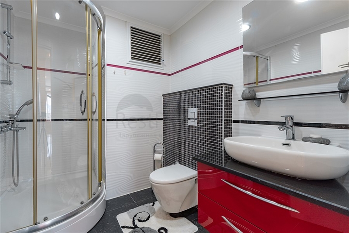 Современная квартира 2+1 с развитой инфраструктурой в Махмутларе