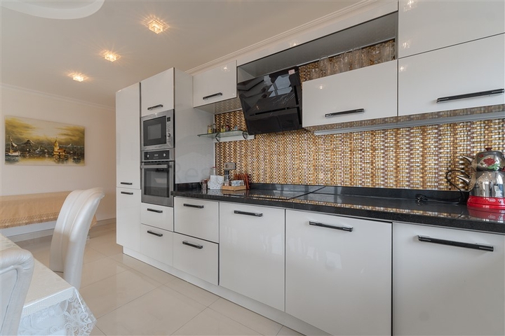 Современная квартира 2+1 с развитой инфраструктурой в Махмутларе