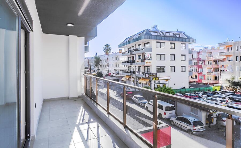 Современная квартира 1+1 в центре Аланьи